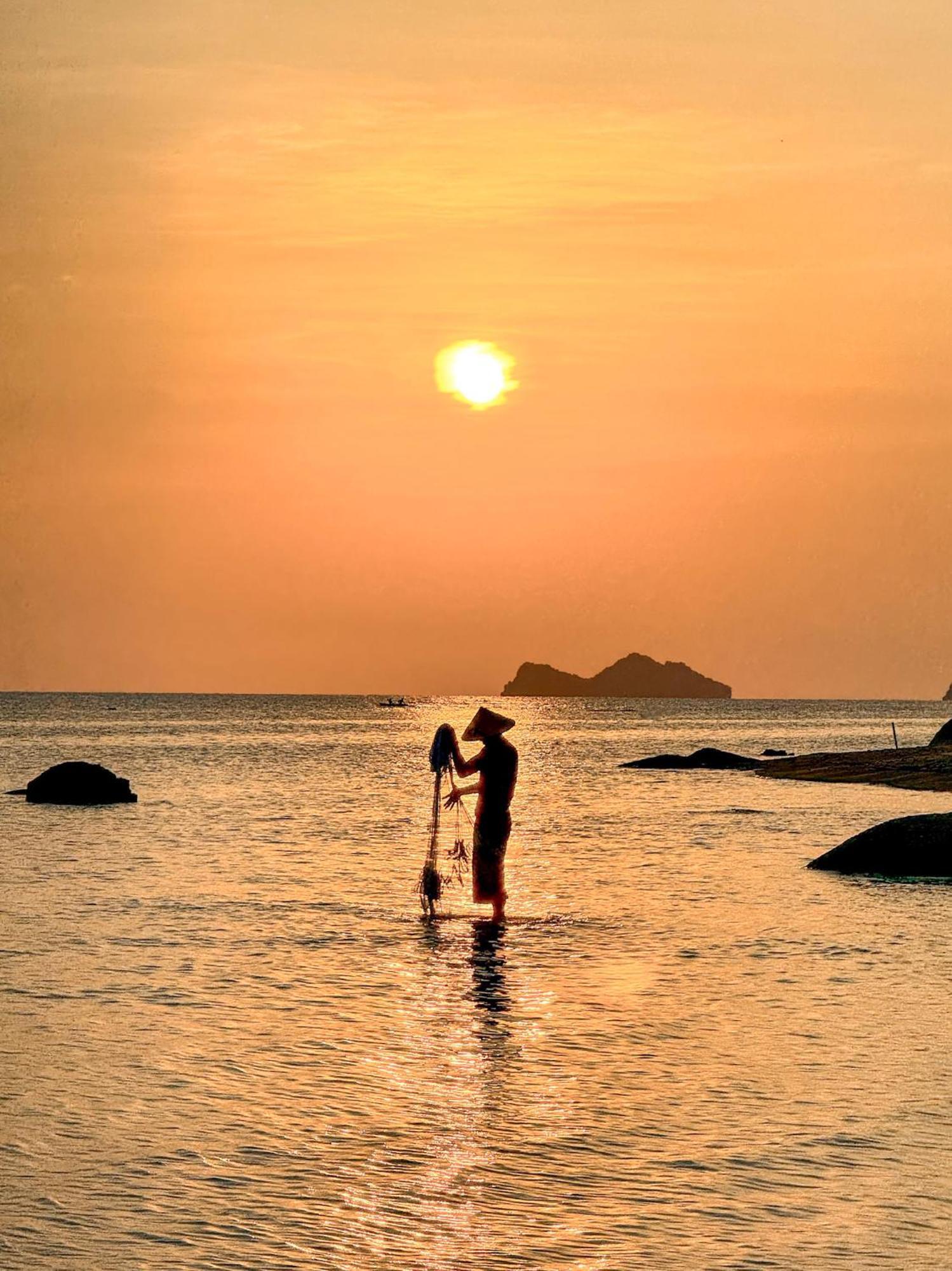 Somewhere Only We Know Resort Baan Khai Bagian luar foto