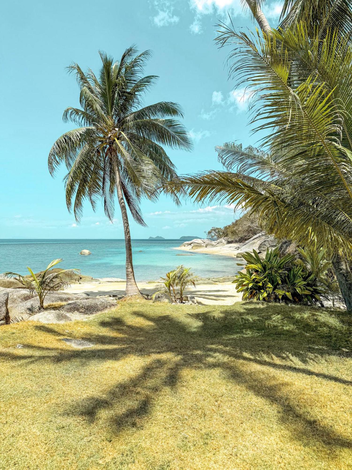 Somewhere Only We Know Resort Baan Khai Bagian luar foto