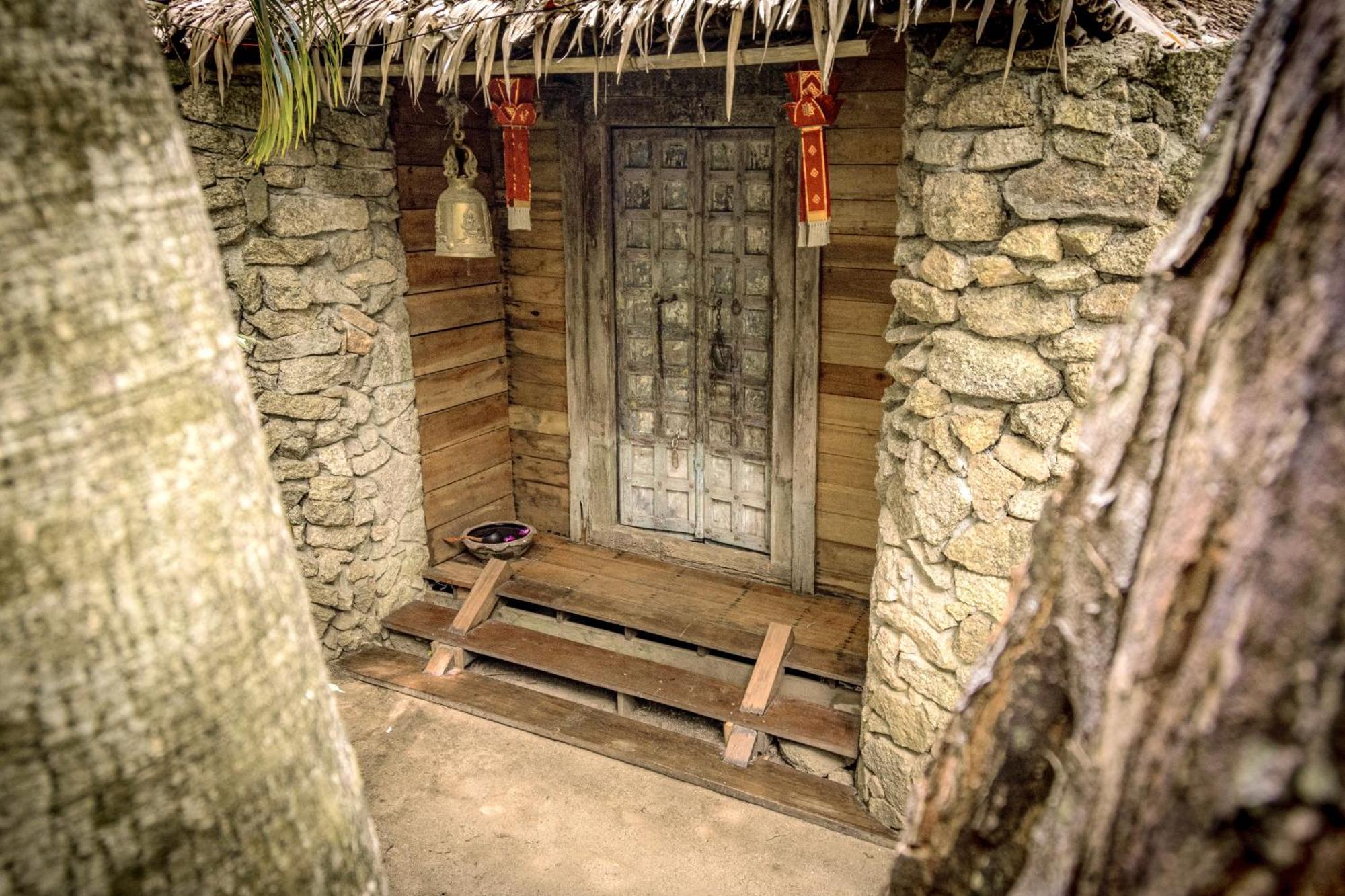 Somewhere Only We Know Resort Baan Khai Bagian luar foto